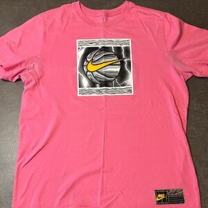Nike Pink Short Sleeve Men's Tee with Graphic